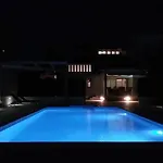 Seaside In With Swimming Pool Вилла Задар