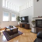Seaside In With Swimming Pool Вилла *