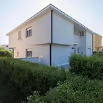 Seaside In With Swimming Pool Вилла
