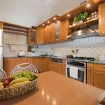 Seaside In With Swimming Pool Задар
