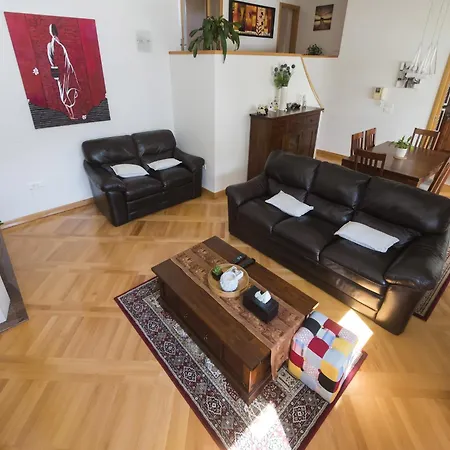 Seaside In With Swimming Pool Villa *