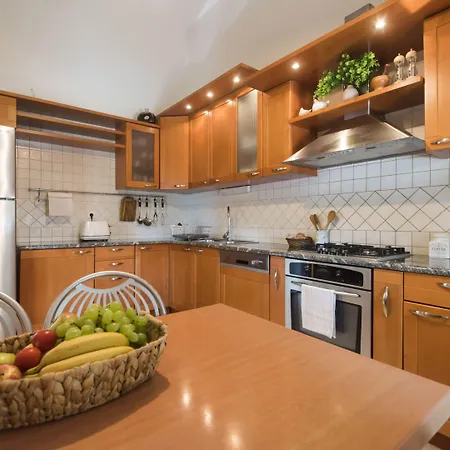 Seaside In With Swimming Pool Zadar