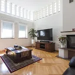 Seaside In With Swimming Pool Villa Zadar