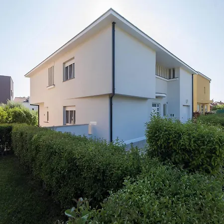 Seaside In With Swimming Pool * Zadar