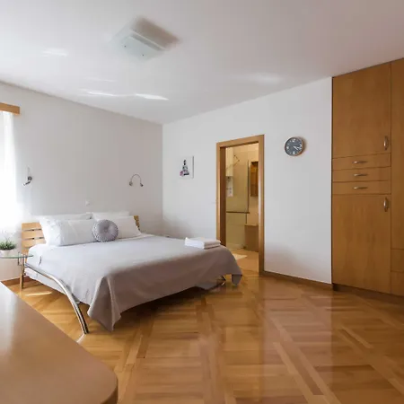 Vila Seaside In With Swimming Pool Zadar