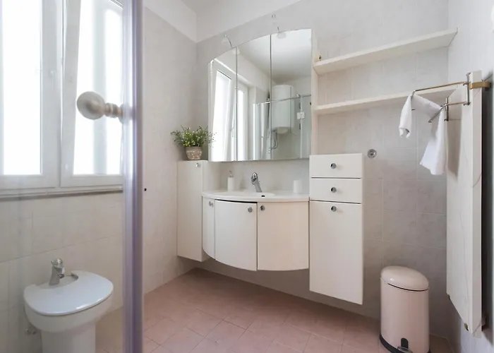 וילה Seaside In With Swimming Pool *