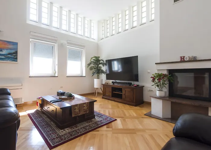 Seaside In With Swimming Pool וילה זאדאר